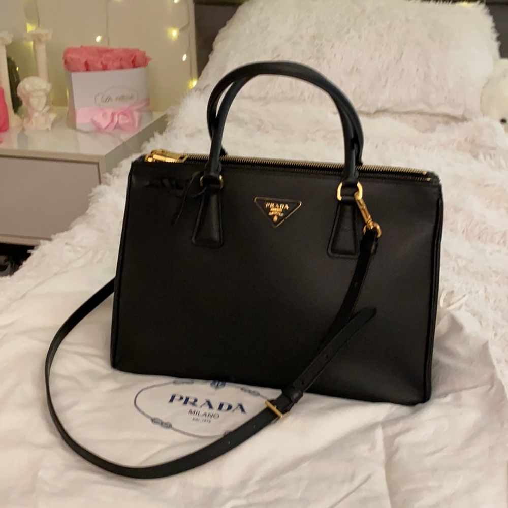Prada Authentic Galleria Saffiano Leather Large Black Bag